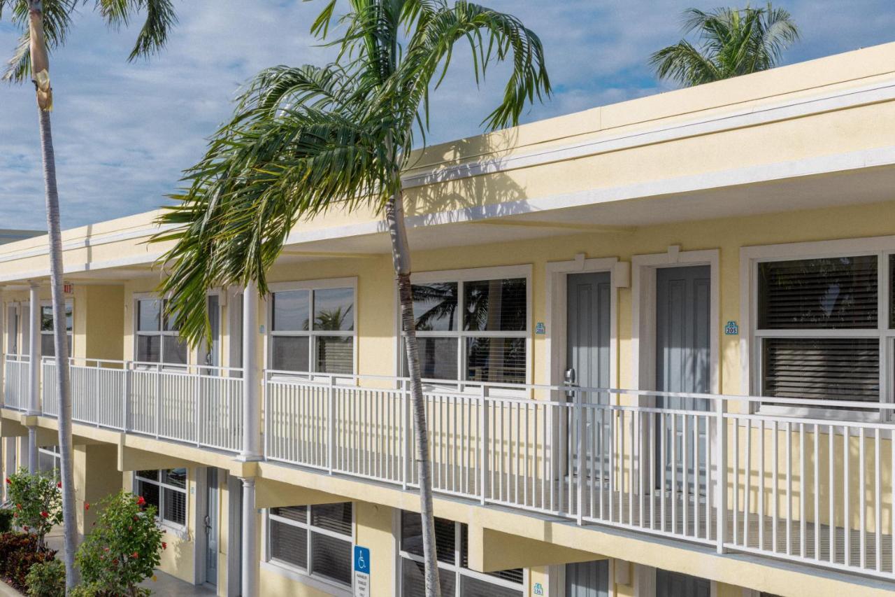 The Neptune Resort Fort Myers Beach Exterior foto